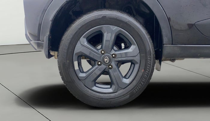 2023 Tata NEXON XZA PLUS LUX SUNROOF DARK PETROL, Petrol, Automatic, 20,080 km, Right Rear Wheel