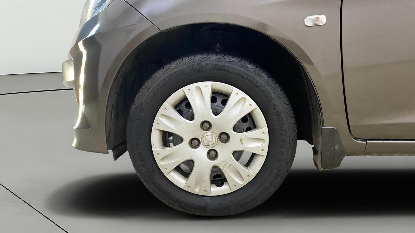 2015 Honda Amaze 1.2L I-VTEC S AT, Petrol, Automatic, 51,227 km, Left Front Wheel