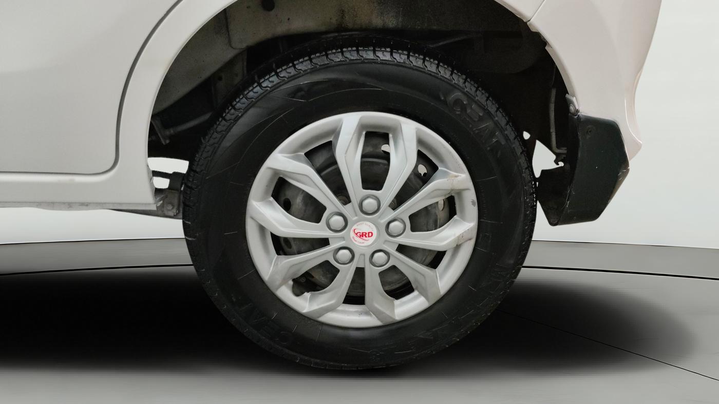 2021 Maruti Alto VXI, Petrol, Manual, 60,179 km, Left Rear Wheel