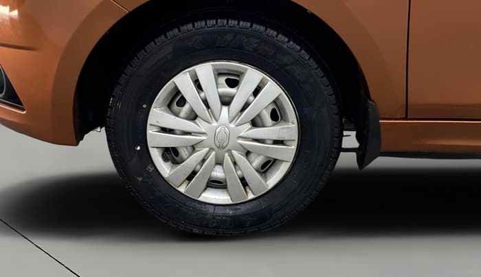 2017 Tata TIGOR XE PETROL, Petrol, Manual, 37,089 km, Left Front Wheel