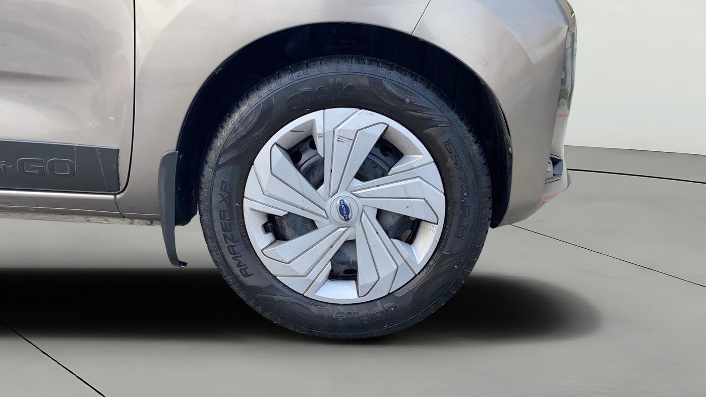 2021 Datsun Redi Go T, Petrol, Manual, 27,556 km, Right Front Wheel
