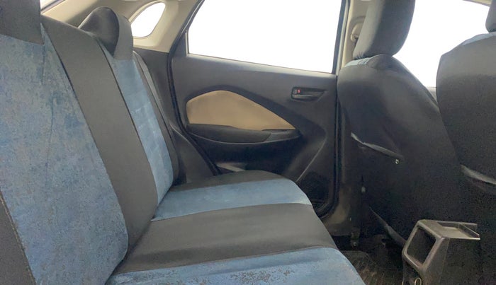 2022 Toyota Glanza S, Petrol, Manual, 62,868 km, Right Side Rear Door Cabin