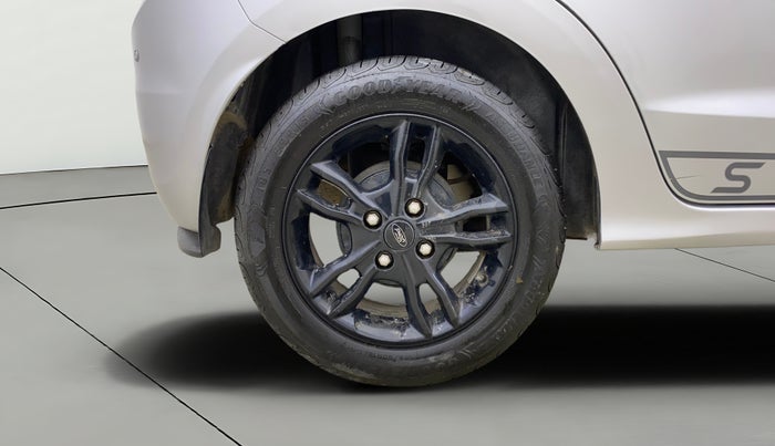 2017 Ford New Figo TITANIUM 1.2 PETROL MT, Petrol, Manual, 49,019 km, Right Rear Wheel