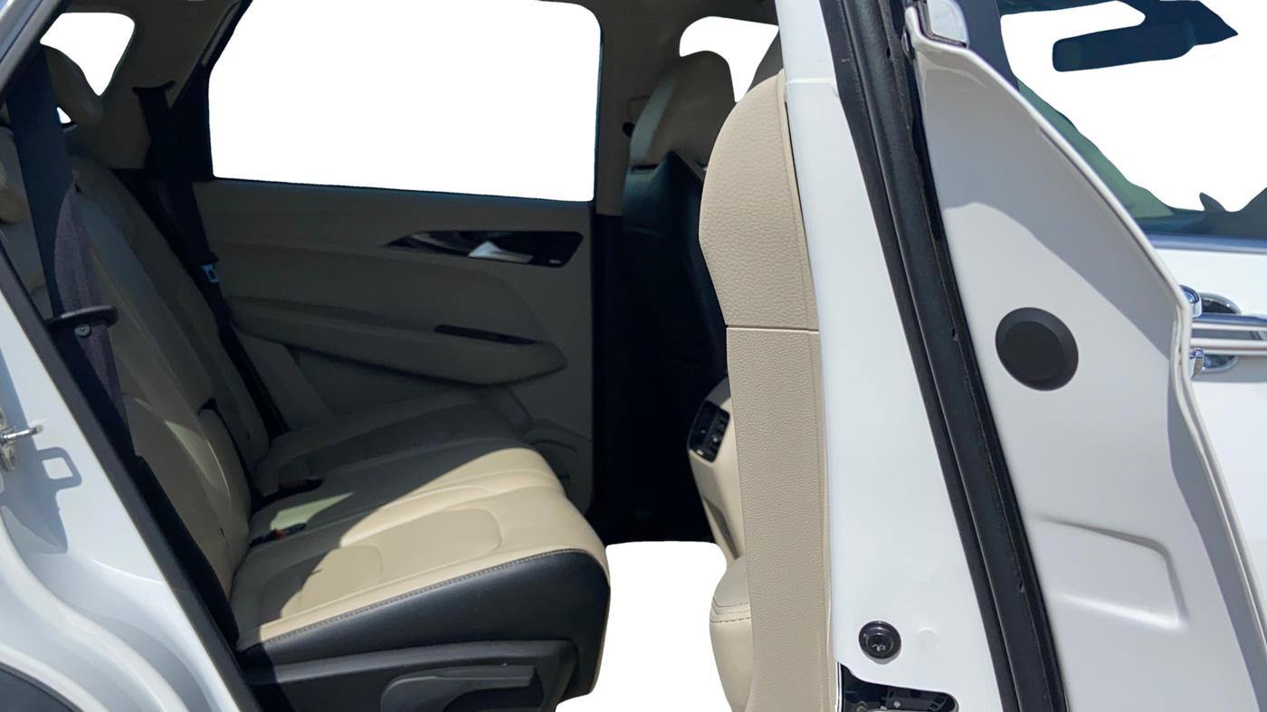 2023 MG HECTOR SHARP 2.0 DIESEL, Diesel, Manual, 35,305 km, Right Side Rear Door Cabin