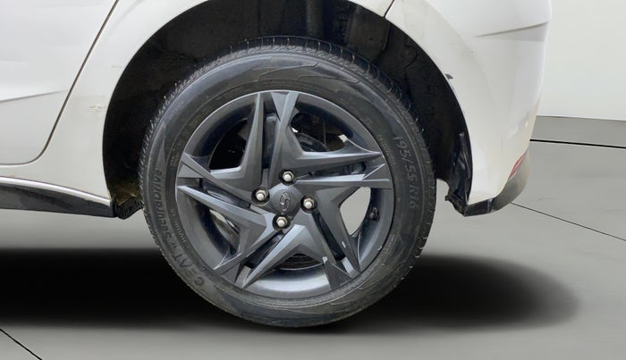 2022 Hyundai NEW I20 SPORTZ 1.2 MT, Petrol, Manual, 41,907 km, Left Rear Wheel