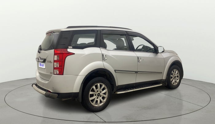 2017 Mahindra XUV500 W10, Diesel, Manual, 82,295 km, Right Back Diagonal