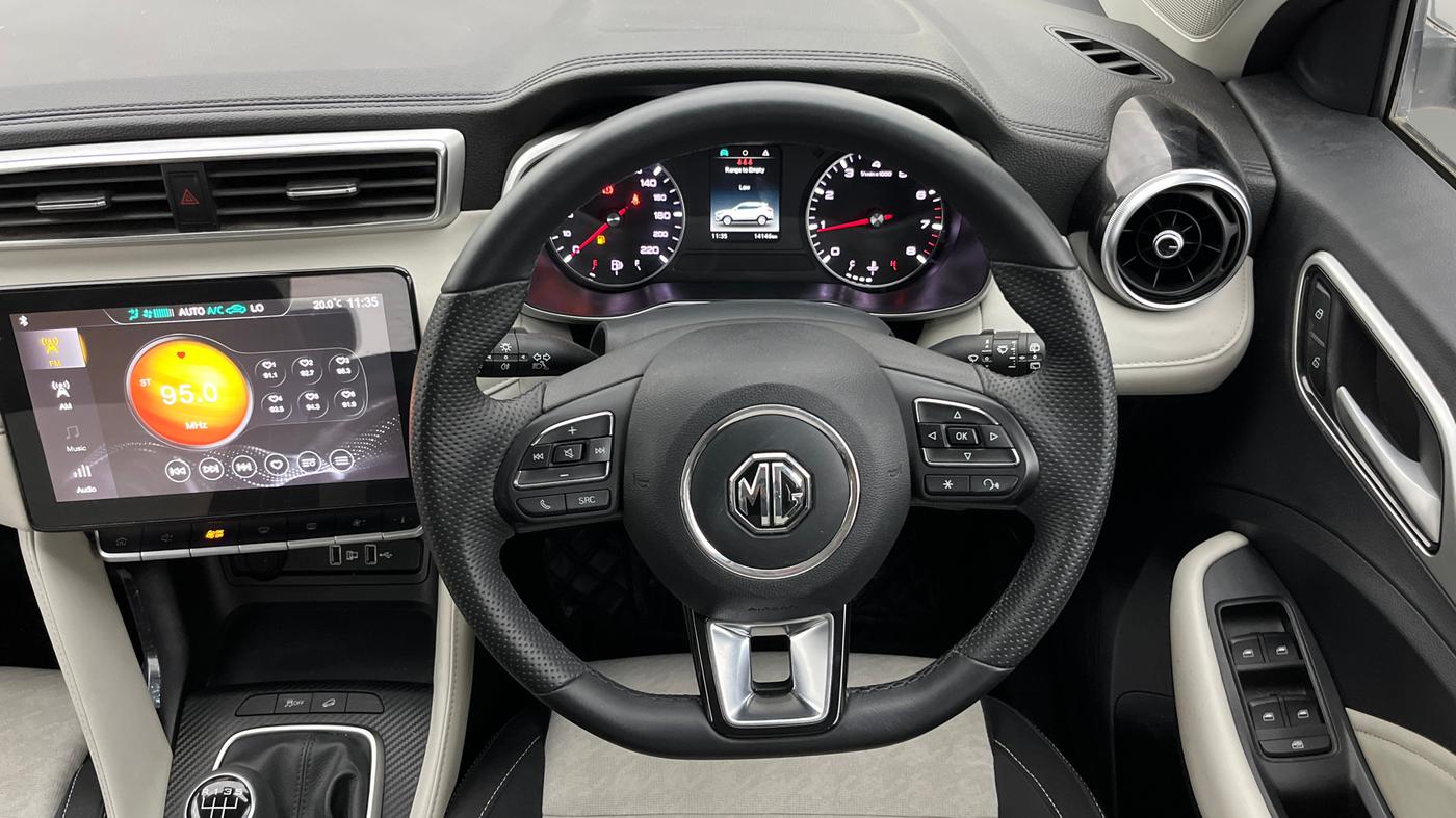 2024 MG ASTOR Sprint 1.5 MT (Ivory), Petrol, Manual, 14,145 km, Steering Wheel Close Up