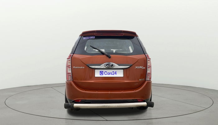 2015 Mahindra XUV500 W10, Diesel, Manual, 95,830 km, Back/Rear