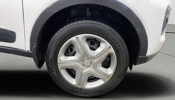 2022 Tata NEXON XM PETROL, Petrol, Manual, 46,195 km, Right Front Wheel