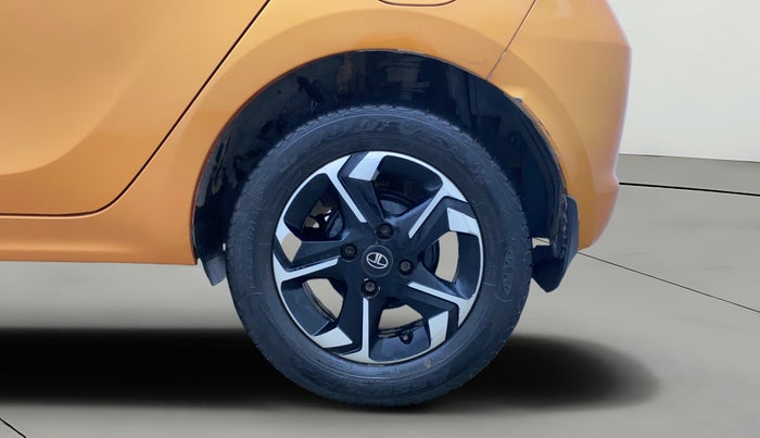 2017 Tata Tiago XZ PETROL, Petrol, Manual, 67,336 km, Left Rear Wheel