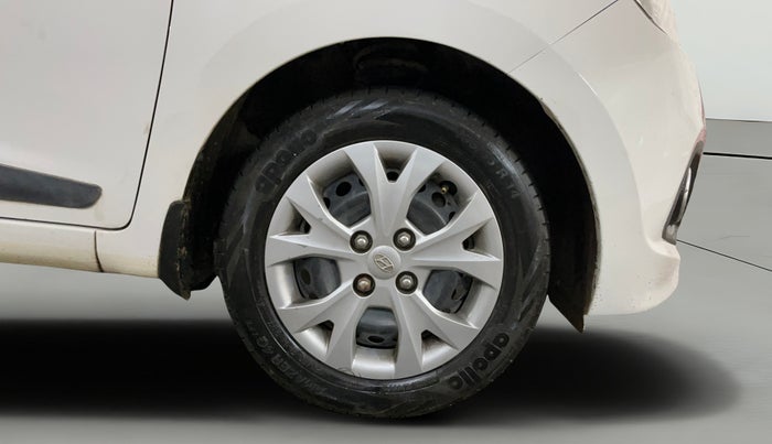 2016 Hyundai Grand i10 SPORTZ 1.2 KAPPA VTVT, Petrol, Manual, 78,016 km, Right Front Wheel