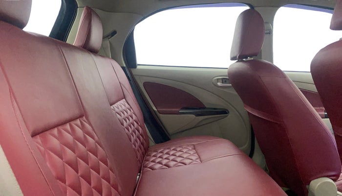 2016 Toyota Etios Liva V, Petrol, Manual, 37,689 km, Right Side Rear Door Cabin