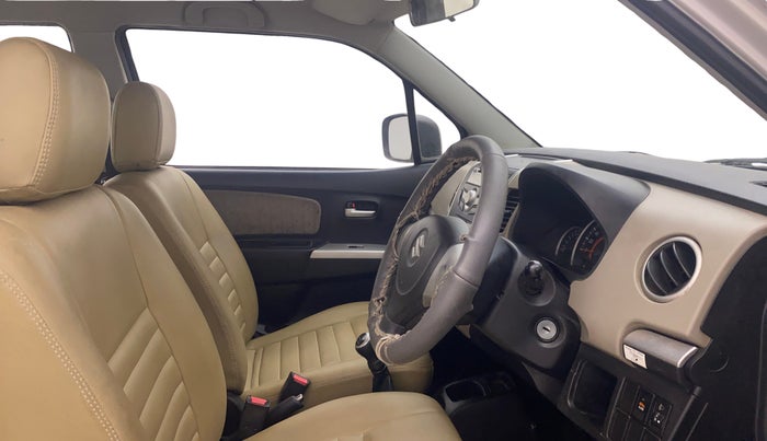 2014 Maruti Wagon R 1.0 VXI, Petrol, Manual, 18,611 km, Right Side Front Door Cabin