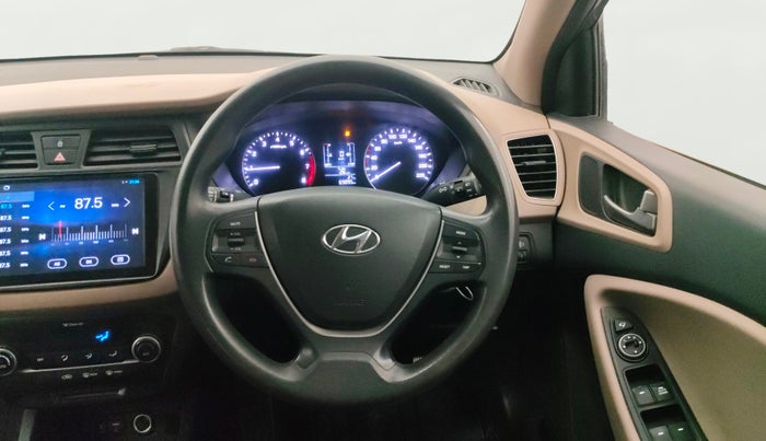 2016 Hyundai Elite i20 SPORTZ 1.2, CNG, Manual, 69,894 km, Steering Wheel Close Up