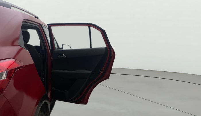 2016 Hyundai Creta SX PLUS 1.6 PETROL, Petrol, Manual, 81,880 km, RHS Rear Door