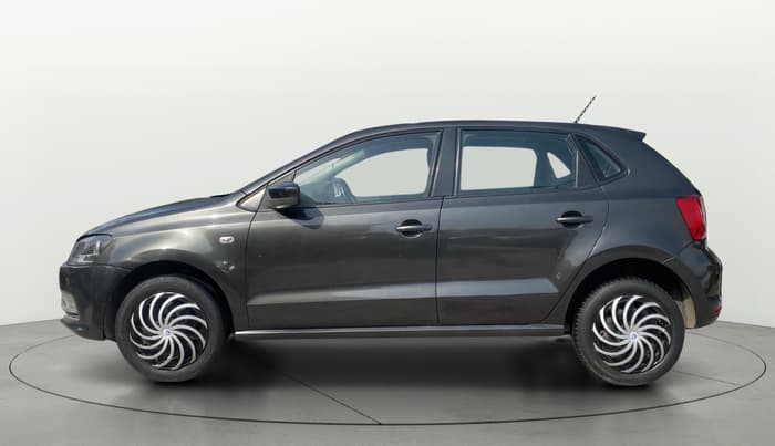 2014 Volkswagen Polo COMFORTLINE 1.5L, Diesel, Manual, 1,23,683 km, Left Side