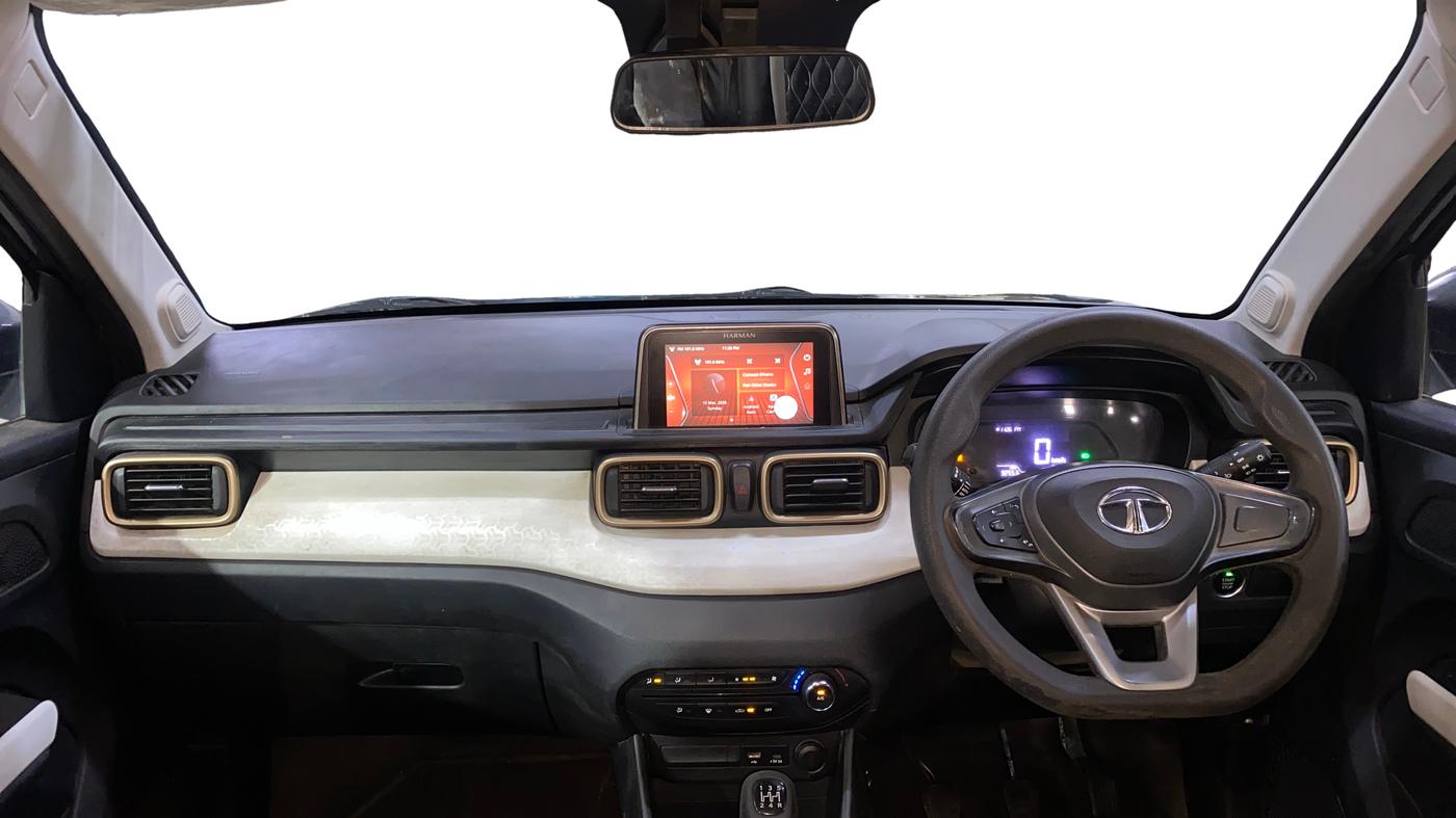 2023 Tata PUNCH ACCOMPLISHED DAZZLE SUNROOF CNG MT, CNG, Manual, 92,545 km, Dashboard