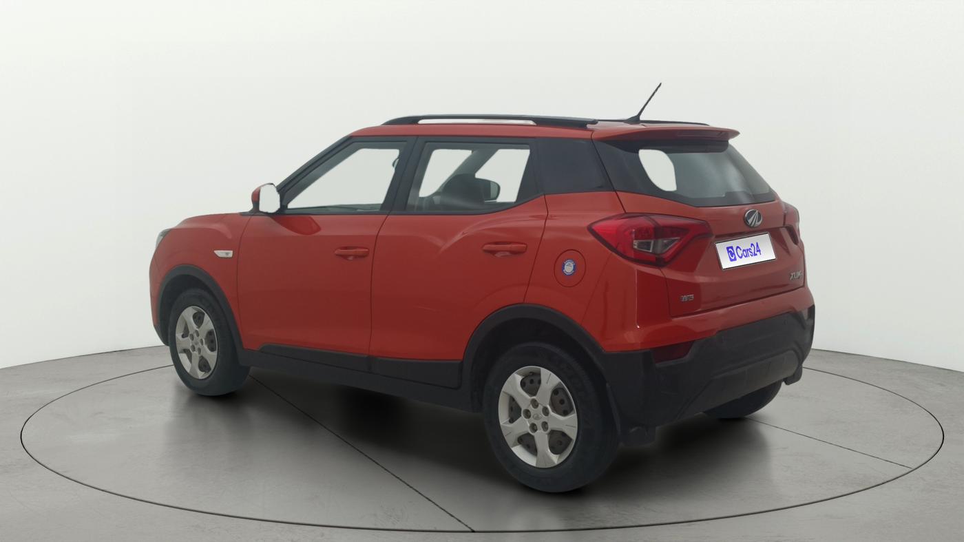 2019 Mahindra XUV300 W6 1.2 PETROL, Petrol, Manual, 43,459 km, Left Back Diagonal