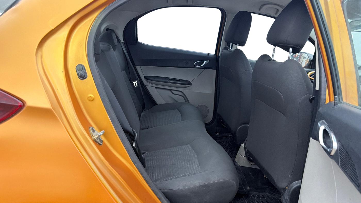 2018 Tata Tiago XZ PETROL, Petrol, Manual, 59,564 km, Right Side Rear Door Cabin