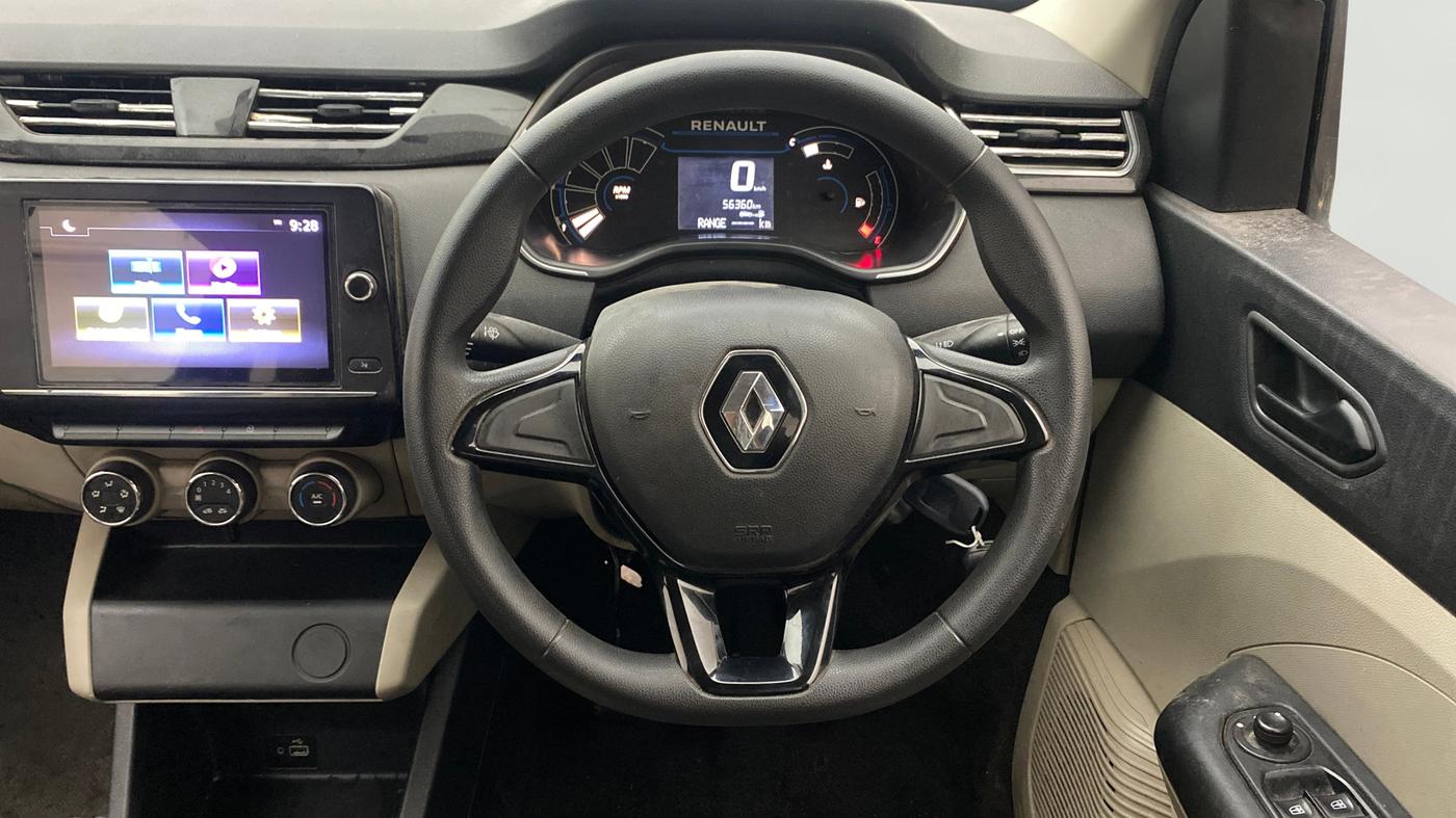 2019 Renault TRIBER RXT, Petrol, Manual, 56,337 km, Steering Wheel Close Up