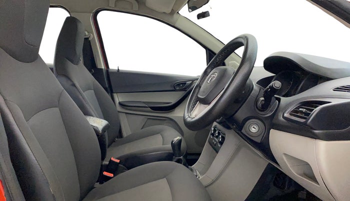 2016 Tata Tiago XM PETROL, Petrol, Manual, 1,07,366 km, Right Side Front Door Cabin
