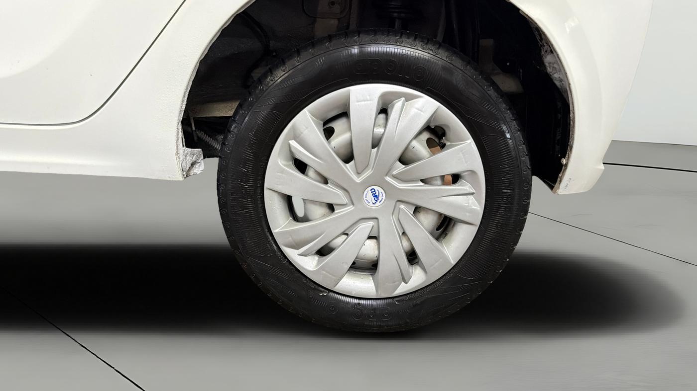 2023 Tata Tiago XM CNG, CNG, Manual, 52,858 km, Left Rear Wheel