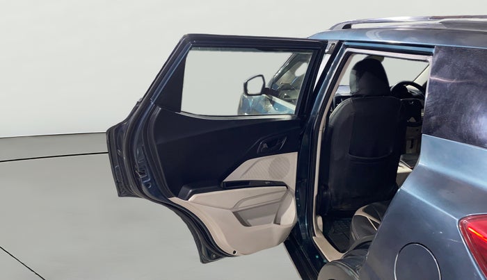 2022 Mahindra XUV300 W6 1.5 DIESEL AMT, Diesel, Automatic, 91,756 km, LHS Rear Door