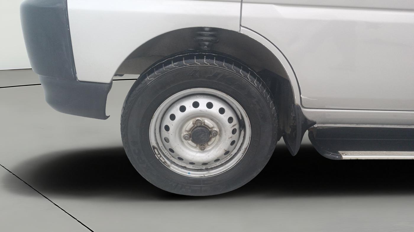 2022 Maruti Eeco 7 STR STD 1.2, Petrol, Manual, 34,983 km, Left Front Wheel