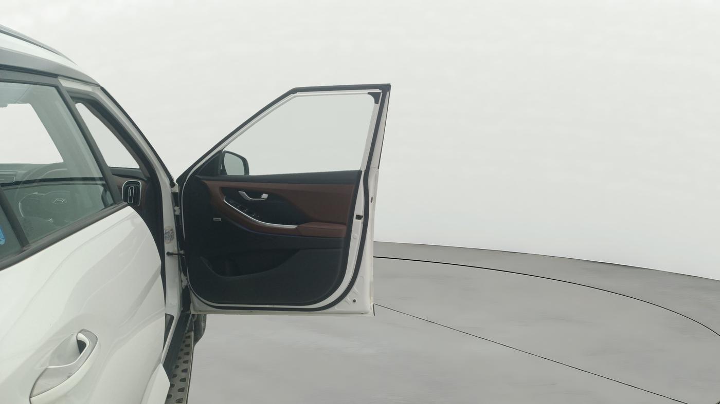 2021 Hyundai ALCAZAR 2.0 SIGNATURE (O) AT 6STR, Petrol, Automatic, 22,177 km, RHS Front Door