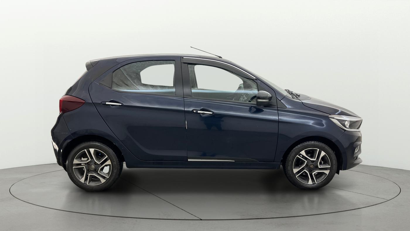 2022 Tata Tiago XZA PLUS PETROL, Petrol, Automatic, 47,483 km, Right Side View