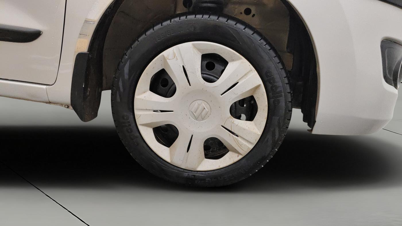 2016 Maruti Wagon R 1.0 VXI, Petrol, Manual, 73,678 km, Right Front Wheel