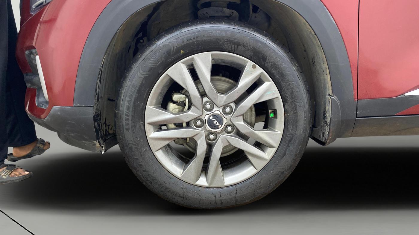 2022 KIA SELTOS HTX IVT 1.5 PETROL, Petrol, Automatic, 23,925 km, Left Front Wheel