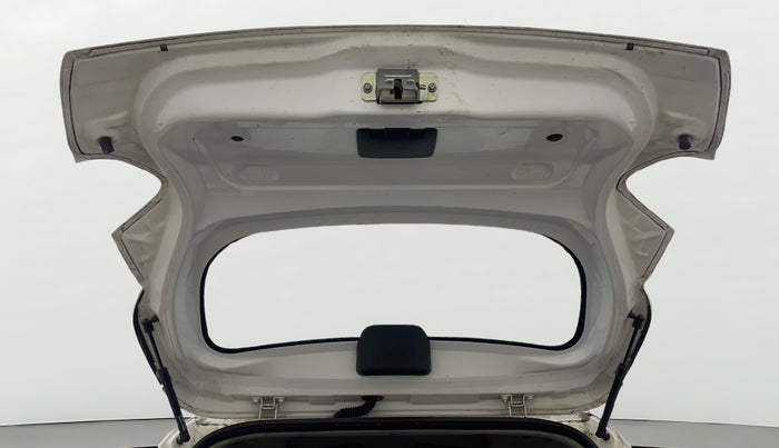 2019 Renault Kwid RXT 1.0 AMT (O), Petrol, Automatic, 27,258 km, Boot Door Open