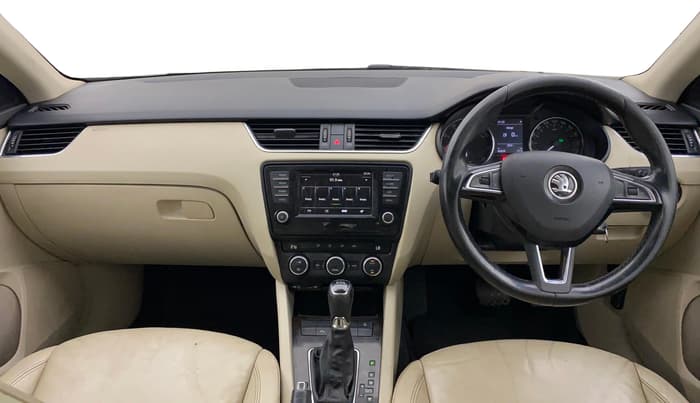 2017 Skoda Octavia AMBITION PLUS AT 1.8 TSI, Petrol, Automatic, 64,017 km, Dashboard