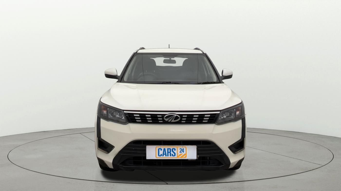2022 Mahindra XUV300 W6 1.2 PETROL AMT, Petrol, Automatic, 19,036 km, Front