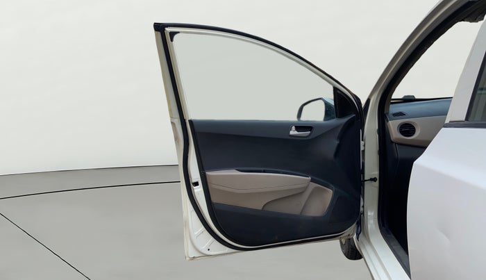 2014 Hyundai Grand i10 SPORTZ 1.2 KAPPA VTVT, Petrol, Manual, 32,024 km, LHS Front Door