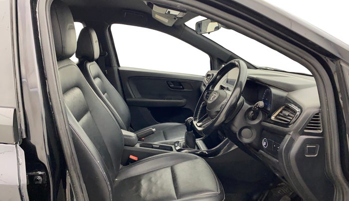 2021 Tata ALTROZ XZ PLUS PETROL DARK EDITION, Petrol, Manual, 68,502 km, Right Side Front Door Cabin