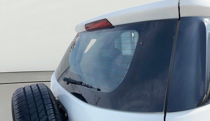 2013 Ford Ecosport TREND 1.5L PETROL, Petrol, Manual, 1,00,513 km, Rear Wiper