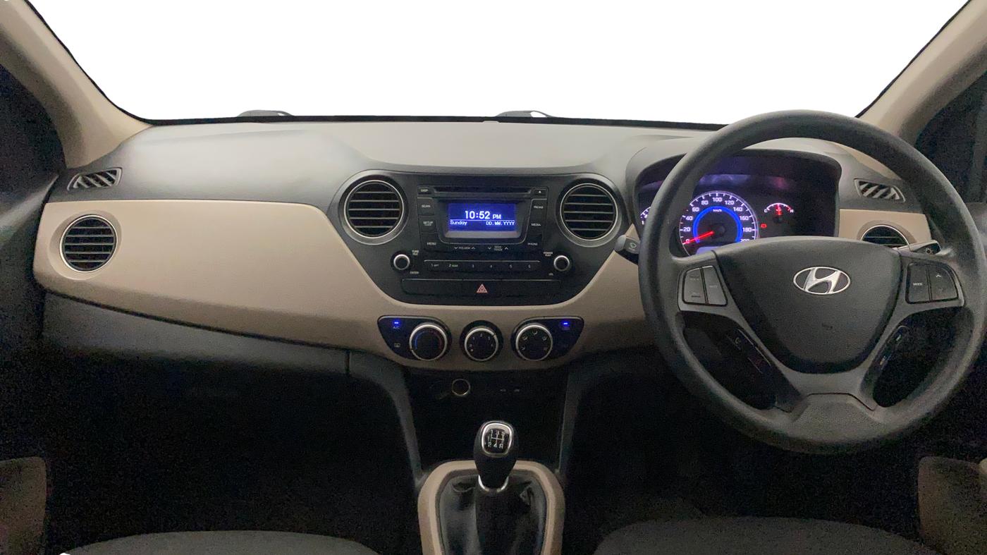 2015 Hyundai Grand i10 SPORTZ 1.2 KAPPA VTVT, Petrol, Manual, 24,754 km, Dashboard