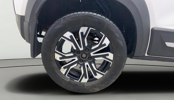 2021 Renault Kiger RXZ TURBO CVT DUAL TONE, Petrol, Automatic, 61,907 km, Right Rear Wheel