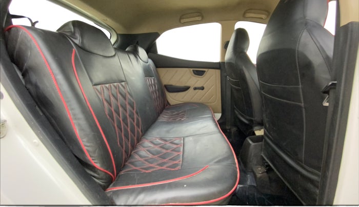 2018 Hyundai Eon MAGNA +, CNG, Manual, 59,189 km, Right Side Rear Door Cabin