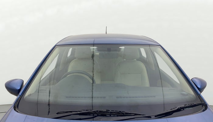 2016 Volkswagen Ameo COMFORTLINE 1.2L, Petrol, Manual, 81,186 km, Front Windshield