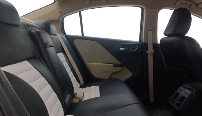 2018 Honda City 1.5L I-VTEC V MT, Petrol, Manual, 59,248 km, Right Side Rear Door Cabin