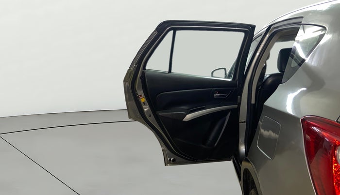 2015 Maruti S Cross ALPHA 1.6, Diesel, Manual, 1,31,439 km, LHS Rear Door