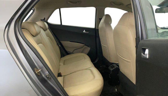 2016 Hyundai Grand i10 ASTA (O) AT 1.2 KAPPA VTVT, Petrol, Automatic, 54,008 km, Right Side Rear Door Cabin