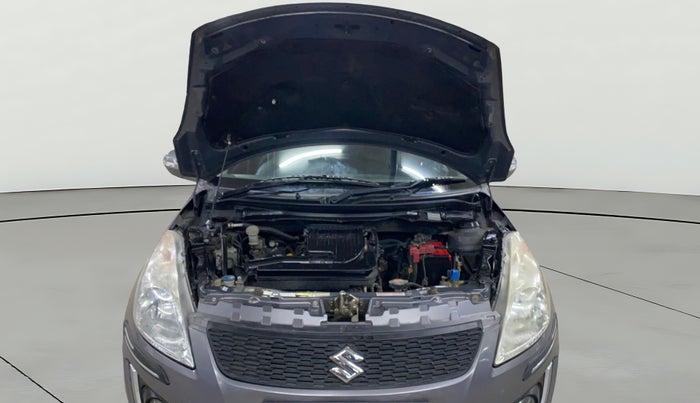 2017 Maruti Swift VXI O, CNG, Manual, 1,20,150 km, Open Bonet