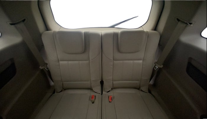 2016 Mahindra XUV500 W10 AT, Diesel, Automatic, 72,178 km, Third Seat Row ( optional )