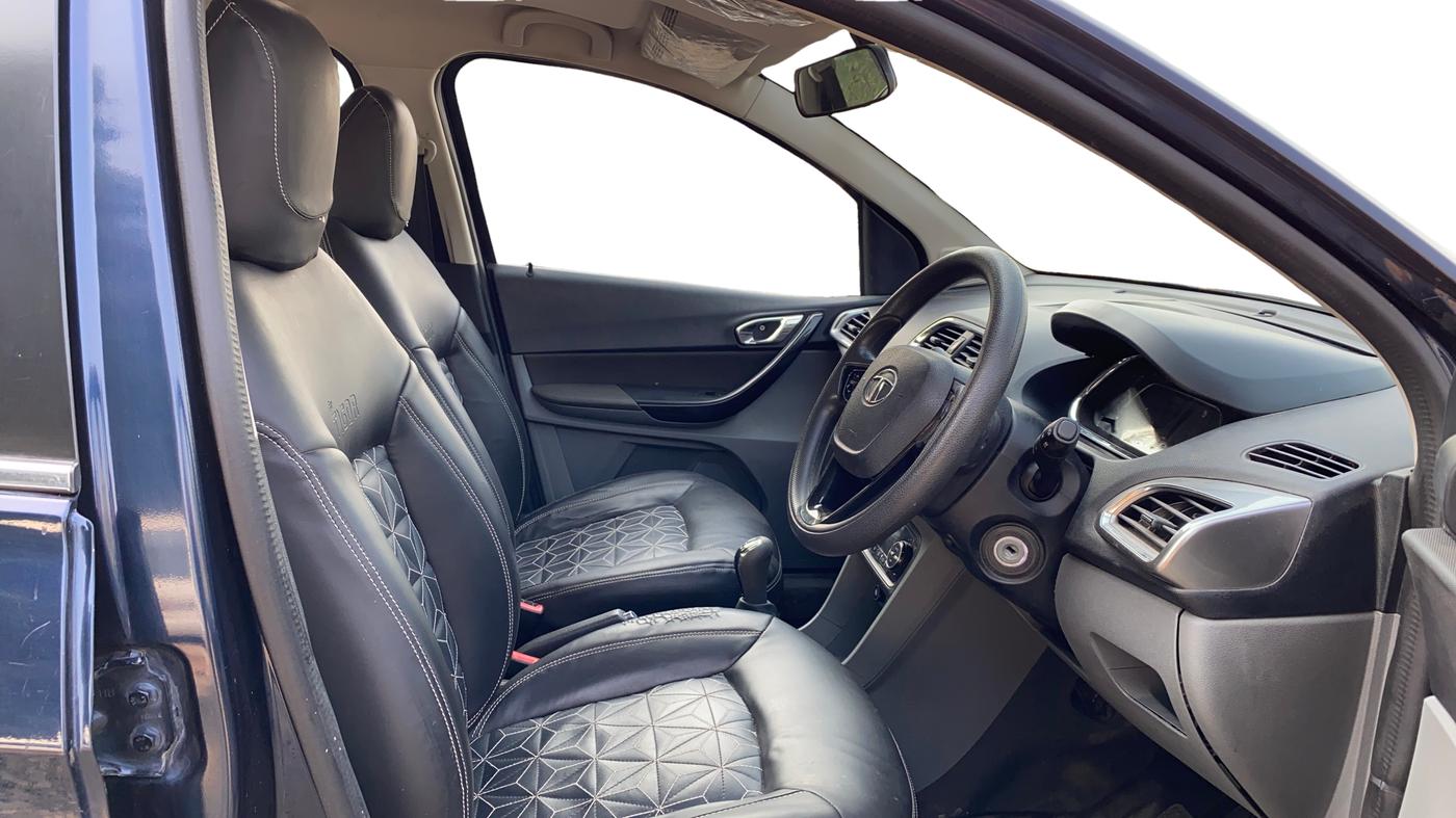 2019 Tata TIGOR XZ PLUS PETROL, CNG, Manual, 1,40,487 km, Right Side Front Door Cabin
