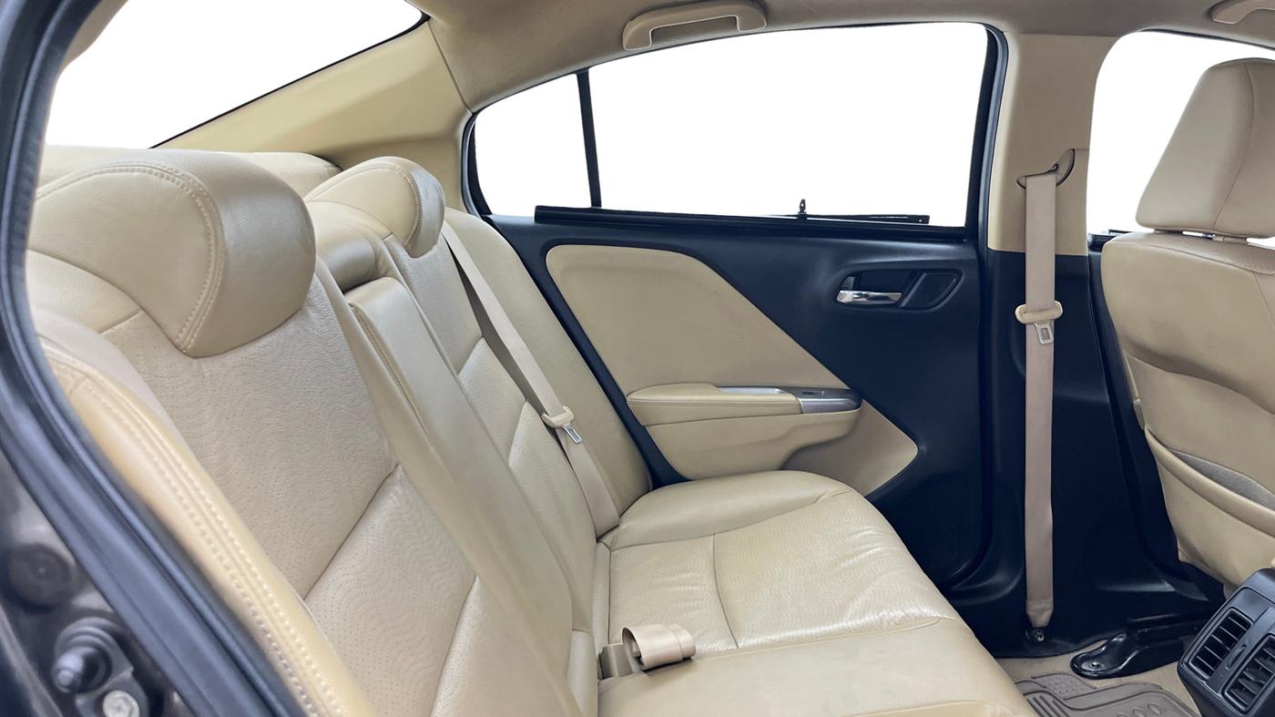2015 Honda City 1.5L I-VTEC VX, Petrol, Manual, 73,372 km, Right Side Rear Door Cabin