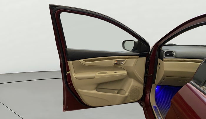 2019 Maruti Ciaz DELTA 1.5 SHVS MT PETROL, Petrol, Manual, 52,183 km, LHS Front Door